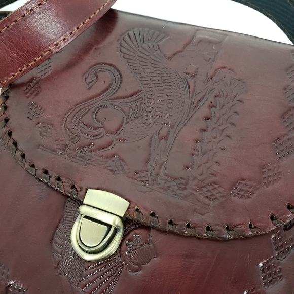 Tooled leather saddle crossbody bag - Picture 2 of 9